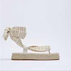 Zara Flat Jute And Fabric Sandals. Brand New No Box Size 39/8 Us Some Of The Dark Spots Inside The Sandal It’s Not Dirt, I Believe It’s The Glue That Was Used. Super Cute For Summer. Feather Sandals, Zara Flats, Fabric Sandals, Zara Sandals, Sporty Sandal, Zara Heels, Zara Gold, White Sandals Heels, Kitten Heel Sandals