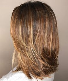 balayage Multilayered Haircut, Shoulder Length Hair Men, Brown Shoulder Length Hair, Below Shoulder Length Hair, Shoulder Length Hair With Bangs, Shoulder Length Layered Hair, Layered Haircuts Shoulder Length, Layered Haircuts For Medium Hair, Medium Layered Haircuts