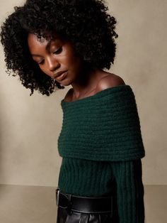 Plume Off-Shoulder Sweater Top | Banana Republic Feminine Style Casual, Feminine Color Palette, Autumn Trends, Off The Shoulder Sweater, Strong Shoulders, Top Banana, Off Shoulder Sweater, Feminine Look, Fashion Studio