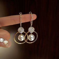 2024 New Fashion Korean Oversized White Pearl Drop Earrings for Women Bohemian Golden Round Zircon Women Gold Jewelry, Gold Rhinestone Earrings, Gaming Earphones, Hollow Earrings, Diamond Earrings For Women, Blue Crystal Earrings, Sparkly Jewelry, Trendy Fashion Jewelry