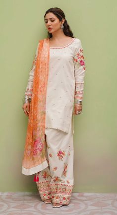 Zara Shahjahan Lawn, Zara Shahjahan, Pakistani Lawn Suits, Summer Lawn, Lawn Dress, Chiffon Dupatta, Lawn Suits, Indian Designer Outfits, Suit Fabric