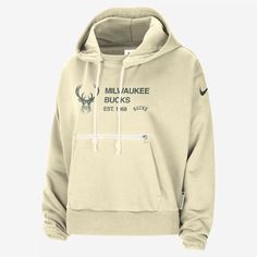 Our Standard Issue Bucks hoodie combines classic looks with a performance feel for today's athlete. Sweat-wicking tech helps you stay dry and an oversized fit helps keep you comfortable. Milwaukee Bucks, Active Wear For Women, Nike Dri Fit, Women's Nike, Milwaukee, Classic Looks, French Terry, Dri Fit, Pullover Hoodie