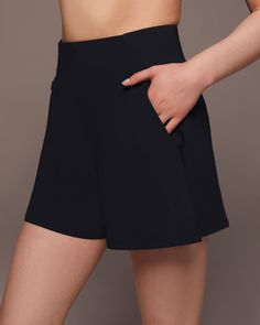 Woke Short Admiral Blue, Designer Activewear, Golf Dresses, Short Women, Tennis Dress, Invisible Zipper, Leggings Shop, Black Media, S Models