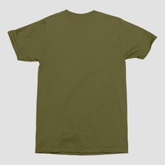 Style casually and stay comfy with the Men's Frog and Toad Short Sleeve Graphic T-Shirt in Moss Green. Made from a midweight blend of cotton and polyester, this short-sleeve tee has a classic crewneck for keeping you relaxed. The standard fit ensures ease of movement, making it a cool addition to your daily wardrobe. Khaki Relaxed Fit T-shirt For Streetwear, Graphic Tee For Streetwear In Khaki, Khaki Graphic Tee For Streetwear, Solid Tri-blend Cotton T-shirt, Khaki Cotton Short Sleeve T-shirt, Khaki Relaxed Fit Graphic Tee, Khaki Graphic Tee With Relaxed Fit, Khaki Cotton T-shirt For Streetwear, Relaxed Fit Khaki Cotton T-shirt