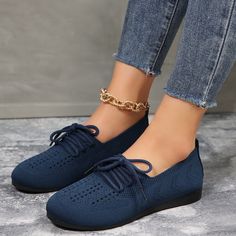 Product information: Trendy element:cross strap Toe Shape: Round Toe Heel height: flat Size:36,37,38,39,40,41,42,43 Sole Material: Rubber Lining Material:Cotton Upper Height:Low Heel shape: flat Sole: Viscose Wearing Style:Front Lace Up Function: Breathable Insole material: cloth Size Information: Packing list: Shoes*1 Pair Product Image: Trendy Flat Heel Lace-up Shoes, Fall Lace-up Flats, Casual Low Heel Lace-up Shoes, Comfortable Lace-up Flats For Spring, Blue Casual Flats With Low Heel, Trendy Lace-up Flats For Fall, Comfortable Lace-up Casual Flats, Comfortable Casual Lace-up Flats, Summer Laced Flats