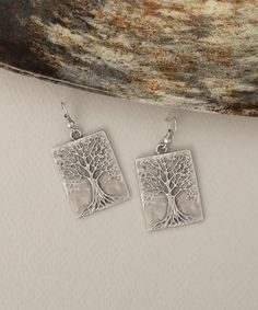 Tree Of Life Ring,Silver Boho Tree Of Life Ring,Women Frame Tree Of Life Ring,Women Filigree Ring,Silver Good Luck Ring,Gift For Her Earrings W : 0,9" | L : 1,3" Ring Adjustable W : 0,8" | L : 1" ● Made of 925K sterling silver plated brass. ● All of them are designed with meticulous craftsmanship by jewelry masters and presented to your liking. ● The product has a special coating that preserves its color. However, in order to maintain its first-day appearance, it is recommended that you avoid co Boho Tree, Tree Of Life Ring, Life Ring, Tree Of Life Earrings, Filigree Earrings, Silver Tree, Earrings Women, Boho Ring, Filigree Ring