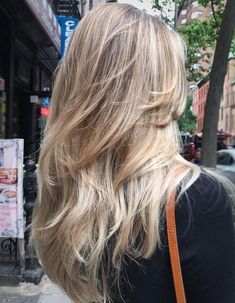 Layered Haircut Ideas Layered Haircuts For Women, Layered Curly Hair, Blonde Hair Inspiration, Haircuts Straight Hair, Long Blonde, Long Layered Hair, Haircuts For Long Hair