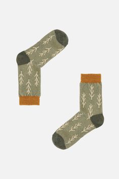 Forest Socks- A pair of cute socks- Soft and warm- Crew cut- Branch like design- Comes in warm grey/brown or pale olive- Comes in one size Product Code: PWFX152 Princess Highway, Crew Cut, Baby Swimming, Baby Jacket, Crew Cuts, Cute Socks, Warm Grey, Knitting Accessories, Gift Card Shop