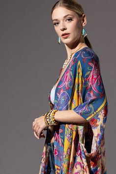 Introducing our Lightweight stylish Kimono, a captivating combination of geometric, floral, and paisley patterns for an eye-catching ensemble. 100% Viscose *APPROX. L 38" W 40" Stylish Kimono, Purple Pink Color, Bohemian Kimono, Boho Kimono, Kimono Jacket, Overall Dress, Cardigan Tops, Paisley Pattern, Bottom Clothes