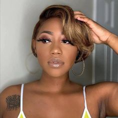 Side Part Pixie Cut Style Short Hair Highlight Piano T Part Lace Front – Ayiyi Hair Pixie Cut With Highlights, Kort Bob, Cheap Human Hair Wigs, Short Hair Highlights, Pixie Cut Styles, Ombre Bob, Corte Bob, Cheap Human Hair, Pixie Cut Wig