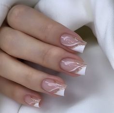 French Tip With Gold Accent, Rosa Nails, Black Acrylic Nail Designs, Blush Pink Nails, Hard Gel Nails, Formal Nails, Pink Ombre Nails, Finger Nail Art