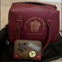 Brand New, Never Used. It Also Comes With A Dust Bag. Disney Bags, Harry Potter Gryffindor, Disney Bag, Harry Potter, Satchel, Dust Bag, Bag Lady, Wallet, Brand New