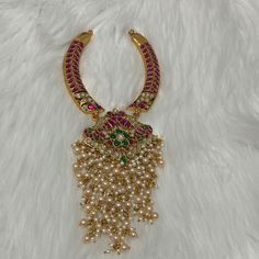 Jadau kundan Bollywood Kundan Necklace With Pearl Pendant, Bollywood Style Kundan Necklace With Pearl Pendant, Chandbali Kundan Necklace Jeweled, Celebration Kundan Necklace With Pearl Pendant, Diwali Temple Jewelry Kundan Necklace With Pearl Pendant, Temple Style Kundan Necklace With Pearl Pendant For Celebrations, Traditional Jeweled Kundan Necklace For Festive Season, Kundan Pendant Necklace For Puja, Kundan Pendant Necklace For Puja And Diwali