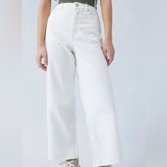 Almost Brand New Zara Wide Leg Jeans! Very Flattering On The Waist! Open To Offers:) White Relaxed Fit Jeans For Day Out, Zara High Rise Bottoms For Everyday, Trendy Zara Bottoms For Everyday, Zara Cotton Jeans For Fall, Casual White Jeans For Day Out, Zara Cotton Jeans For Everyday Wear, Everyday Cotton Zara Jeans, Everyday Zara Cotton Jeans, Zara Cotton Everyday Jeans