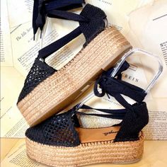 Free People Sandal Platform Espadrille Lace Up Crochet Black Slingback New Without Box * Size: 39/9 2" Platform Please Note Line Through Tag To Prevent Black Closed Toe Straw Sandals, Vacation Black Straw Sandals, Black Straw Wedge Sandals With Platform, Black Straw Platform Wedge Sandals, Closed Toe Platform Lace-up Sandals For Vacation, Vacation Closed Toe Lace-up Platform Sandals, Black Ankle Strap Sandals In Straw, Platform Lace-up Sandals For Beach, Black Straw Sandals For Beach