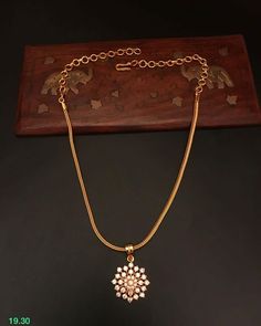 Chains For Pendants Gold, Pendant Set Gold Antique, Dollar For Gold Chain, Naan Chain Designs, Pendant Set Gold Indian, Stone Pendent Designs Gold, Dollar Chain Gold Indian, Gold Lockets Indian Pendants, Lockets Gold Indian For Women