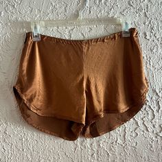 100% Silk Shorts In Chocolate Brown. Super Comfy And Soft! Shiny Metallic Brown. More Brown Than Gold, But Couldn’t Get A Good Pic :) *A Little Stitching Production Error But Still Great Condition! Brown Short Lounge Bottoms, Brown Short Bottoms For Loungewear, Chic Summer Sleep Bottoms, Charles Brown, Brown Silk, Sleep Shorts, Silk Shorts, Chocolate Brown, Dream Closet