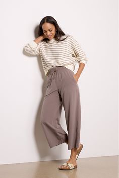 SPANX Out of Office Cropped Wide Leg Pant | EVEREVE Loose Wide Leg Pants, Summer Loving, Night Tops, Cropped Wide Leg Pants, Out Of Office, Clothing Trends, Cozy Loungewear, Brand Style Guide, Black Sandals Heels