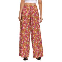 Wide Leg Pants, Retro Pants, Wide Leg Pants Women, 70s Style Pants,70s Inspired, Pink Wide Leg Pants, Floral Pants, Hippie Pants, Boho Pants Designed in California, Hand sewn overseas I designed this for those who loves the 70s boho hippie style. Super cute neon floral print. I am designing a matching top as well. Great for every day wear or at the beach or any fun parties. Pair it with platform chunky heels, for a super funky style. Hope you enjoy my designs. Material: Made of 100% polyester. S Women 70s, 70s Mode, 70s Women Fashion, Style Année 70, Hippie Stil, Funky Style, Retro Pants, Hippie Pants, 70s Boho