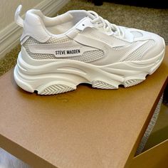 Chunky Steve Madden Sneakers, White Chunky Nike Sneakers, Steve Madden White Chunky Sneakers, Slinky 30 Steve Madden, Steve Madden Shoes Outfit Sneakers, Steve Madden Chunky Sneakers, Outfits Con Tenis Steve Madden, Steve Madden Trainers, Steve Madden Tennis Shoes Outfit