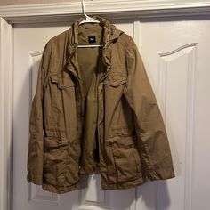 Xl Gap Parka Brand New Gap Casual Cotton Outerwear, Gap Casual Long Sleeve Utility Jacket, Gap Outdoor Outerwear With Pockets, Casual Gap Outerwear, Gap Casual Winter Outerwear, Casual Gap Outerwear With Pockets, Casual Winter Outerwear By Gap, Casual Brown Outerwear By Gap, Gap Jacket