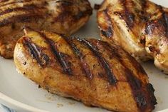 Chicken Breast Marinade Recipes, Chicken Videos, Best Chicken Marinade, Bbq Chicken Recipe, Grilled Chicken Marinade, Marinating Chicken Breast, Bbq Chicken Recipes, Marinade Recipes