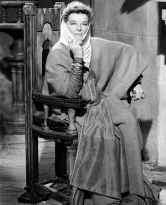 The Lion in Winter (1968) | Costume Designer Margaret Furse: The Frock Flicks Guide | Frock Flicks Queen Eleanor, Louise Fletcher, Glenda Jackson, Margaret Sanger, Best Actress Oscar, Katherine Hepburn, Best Actress Award