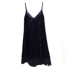 Cute And Trendy Y2k Black Velvet Dress By Gap. Never Worn, In Great Condition. Size 8 Black Velvet Dress Short, Winter Black Dress, Dresses Png, Dresses Y2k, 90s Slip Dress, Dress Png, Velvet Dress Short, Dream Style, Design App