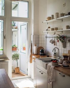 the kitchen is clean and ready for us to use in the day time as well