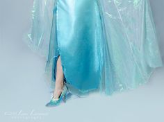 New Elsa Shoes for Women Custom Elsa Frozen shoes Elsa Ice Shoes, Elsa Shoes, Adult Disney Costumes, Frozen Shoes, Frozen Costume Adult, Heels Winter, Shoes Disney, Black Swan Costume, Mickey Mouse Costume