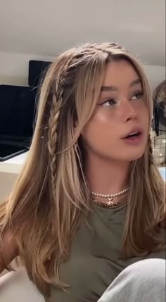 Hairstyles Braids Medium Hair, Layered Hair Looks, Flirty Hairstyles Medium, Long Up Do Hairstyles, Medium Length Hair With Braids, Prom Hairstyles With Ribbon, Fun Simple Hairstyles, Cute Hairstyles Blonde Hair, Hairstyle Ideas Wavy Hair