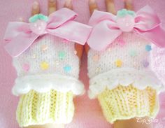 Pastel Vanilla Cupcake Fingerless Gloves Fairy Kei Decora Deco OTT Sweet Lolita Loli Kawaii Cute Girly Girl Knitted Crochet Sweet Like Candy, Pastel Fashion, Candy Girl, Kawaii Accessories, Pink Bows, Sweet Lolita, Knitting Girls, Kawaii Clothes, Lolita Fashion