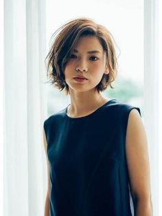 Chin Length Hair, Trendy Hairstyle, Natural Make Up, Summer Hairstyles For Medium Hair, Short Haircut, Haircuts For Fine Hair, Short Hair Haircuts, Short Bob Hairstyles