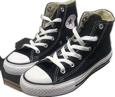 Black And White High Top Converse, Cute Black Shoes Aesthetic, Y2k Converse, Black Hightop Converse, Converse Hightops, The Slim Shady, All Star Black, Converse Aesthetic, Black Chuck Taylors