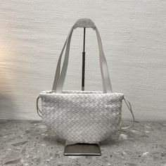 BV Shoulder Bag White Bottega Veneta Handbag, Louis Vuitton Shirt, Bottega Veneta Bags, Bottega Veneta Shoulder Bag, Evening Clutch Bag, Tote Backpack, White Bag, Fashion Handbags, Bottega Veneta