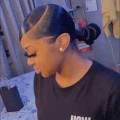 Black Ponytail, Girly Hairstyles, Natural Hair Growth Tips, High Ponytail Hairstyles, Sleek Ponytail Hairstyles, Pony Tails, Black Ponytail Hairstyles, Edges Hair, Pretty Braided Hairstyles