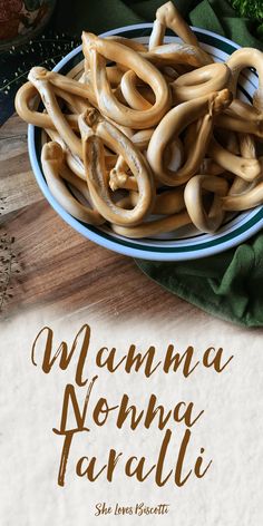 an image of some food that is on a plate with the words mamma nonna faracli