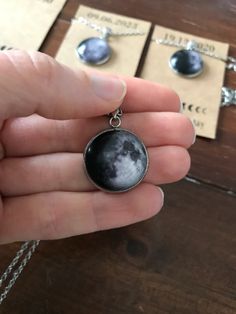 Custom birth moon necklace, stainless steel necklace! ♥

Please enter the date that means something to you at checkout!
We will make a necklace from the moon phase which appeared that night. It can be any date past or future (birthday, children, wedding...).


→ MEASUREMENTS:

• Silver Pendant (stainless steel) : 20mm / 0,79" in diameter. 
• Total length of chain (stainless steel) is 40 cm /16" or 60cm/23" (select your chain length from the drop-down bar)

→ MATERIALS:

• Shiny Silver finish (st Birth Moon, Oil Pastel Drawings Easy, Make A Necklace, Moon Phases Necklace, Moon Photos, Moon Gifts, Beautiful Views Video, Resin Pendant, Steel Necklace