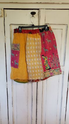 Cozy stretchy cotton kantha quilt upcycled skirt with pocket! Funky and fun.. perfect for summer festivals!!  large-xl. Waist 32- 40 inches with stretch. Length 23 inches Bohemian Cotton Skirt With Pockets, Casual Cotton Upcycled Skirt, Casual Upcycled Cotton Skirt, Casual Cotton Skirt With Upcycled Details, Upcycled Skirt, Quilted Skirt, Summer Festivals, Womens Skirts, Upcycled Clothing