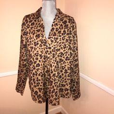 Leopard Print Button Up Blouse! Lightweight And Soft! Brand New With Tags! 100% Cotton! Gap Collared Workwear Blouse, Collared Gap Blouse For Work, Gap Fall Top With Button Closure, Gap Casual Collared Blouse, Gap Button Closure Top For Fall, Fall Button Closure Top By Gap, Leopard Print Button-up Top With Buttons, Leopard Print Button-up Top For Work, Leopard Print Long Sleeve Top With Buttons