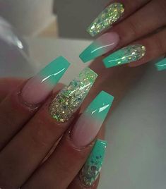 Inside Wedding, Posh Nails, Unghie Sfumate, Ombre Acrylic Nails, Nails Design With Rhinestones, Cute Acrylic Nail Designs, Ombre Nail Designs, Simple Summer