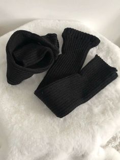 The price is for a pair of leg warmers only, others are not included.   	 		 			Size 			Free Size 		 		 			Length 			50 Knitted Leg Warmers, Steampunk Fashion Female, Invisible Socks, Steampunk Fashion Male, Gothic Skirts, Detachable Collar, Skirt Socks, Calf Socks, Outfits With Hats