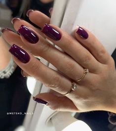 Fall Nude Nails, Dark Purple Nails, Plum Nails, Kutek Disney, Wine Nails, Plain Nails, November Nails, October Nails, Smink Inspiration