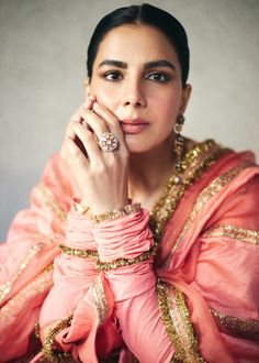 Peach cotton mul angrakha with metallic lampi godet, the tieups have intricate hand made animals for tassels. The dupatta is an alternate panelled organza, chanderi dupatta with traditional kiran. Churidar Sleeves, Chanderi Dupatta, Nyc Studio, Nehru Jackets, Western Wedding, Lace Border, Wedding Service, Short Suit, Bride Bridal