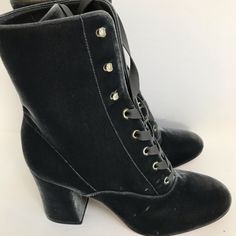 Gianvito Rossi Velvet Lace Up Maceky 85 Gray Booties. Nib. Size Eu 39.5. I’m Cleaning My Closets. Smoke Free Environment. See Me On My Website For Layaways. Designer Ankle Lace-up Boots For Fall, Designer Lace-up Ankle Boots For Fall, Elegant Lace-up Mid-calf Boots For Fall, Chic Almond Toe Lace-up Boots Medium Width, Luxury Fitted Boots With Block Heel, Fitted Luxury Boots With Block Heel, Elegant High Ankle Lace-up Boots For Formal Occasions, Designer Heeled Boots With Stacked Heel, Designer Boots With Stacked Heel In Medium Width