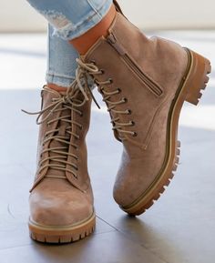 Tan Combat Boots, Cute Winter Boots, Cole Haan Women Shoes, Timberland Leather Boots, Combat Boot Outfit, Bohemian Boots, North Face Boots, Pink Cowboy Boots, Womens Suede Boots