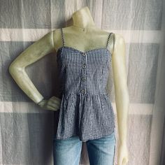 Nwot. Super Cute And Very Flattering! *Please Note The Mannequin Is A Size Xs/S Front Knot Shirt, Applique Blouse, Striped Off Shoulder Top, White Knit Top, Gingham Top, Women Shirt Top, Striped Short Sleeve Shirt, Sheer Shorts, Gingham Tops