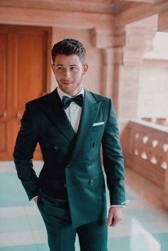 Double Breasted Suit Wedding Grooms, Wedding Husband Suit, Wedding Suits Men Black, Mens Wedding Suits, Wedding Fits, Suit Styles, Wedding Tux, Black Suit Men