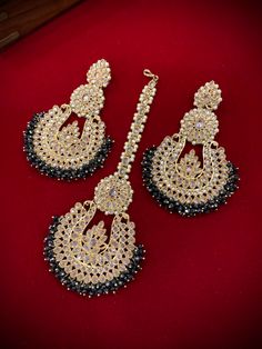 Medium to over size chandbali and matching Tikka. Earring is about 5 inch long and 3 inch wide. brass made and crystal beads.. Polki Chandbali, Polki Necklace, Kundan Earrings, Head Accessories, Stunning Earrings, Anklet Jewelry, Body Jewellery, Gorgeous Earrings, Body Jewelry