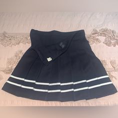 Brand New Never Worn Zip Closure With Adjustable Waist Perfect For School Uniforms Girls Size 12 But Can Be Worn As Women’s Small Preppy Mini Skirt For Winter School Season, Navy Casual Tennis Skirt, Preppy Mini Tennis Skirt For School, Winter Cotton School Skirt, Winter School Cotton Skirt, Cute White Skort For School, School Uniform Tennis Skirt In Mini Length, Casual Fitted Navy Tennis Skirt, Preppy Fitted Skort For School